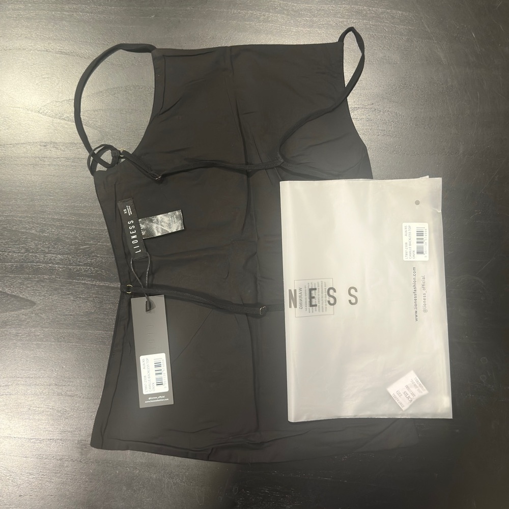 Lioness Black Square Neck Spaghetti Strap Top - Picture 9 of 9